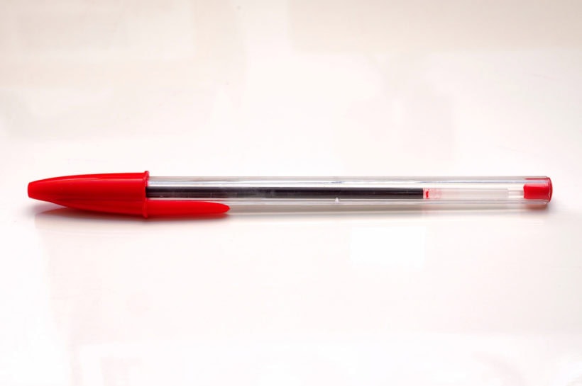 Red pens deals